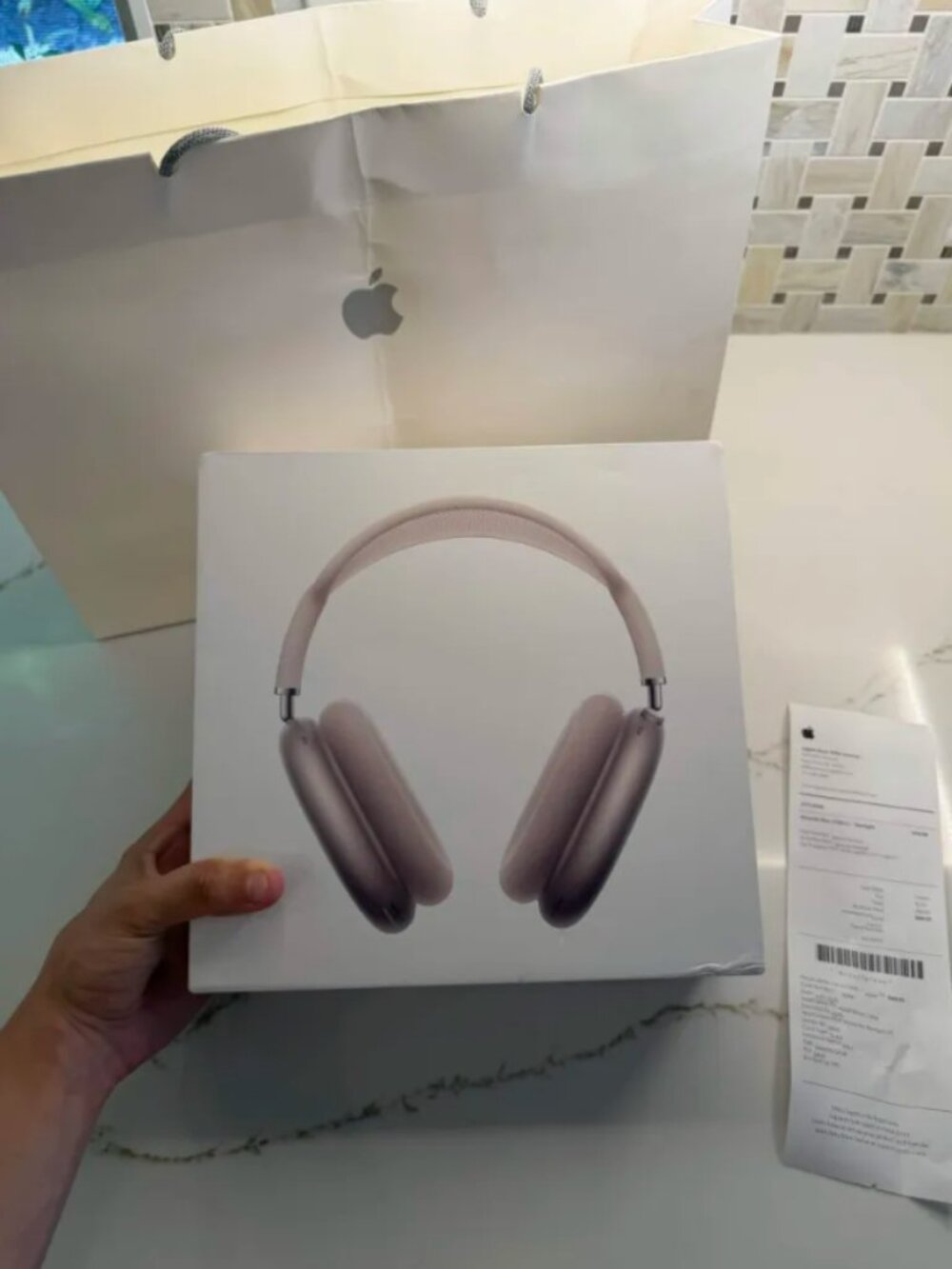 Airpod Maxes Starlight